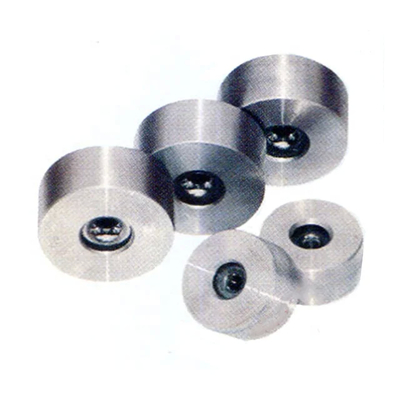 Fabricación de clavos 1300KG High Speed Wire Nail Maker para cortar el acero gratis