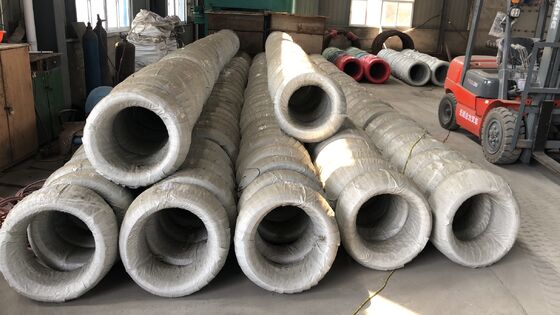 Horno de recocido eléctrico tipo pozo DURA con capacidad de 500 kg/h, 850 °C de funcionamiento y larga vida útil