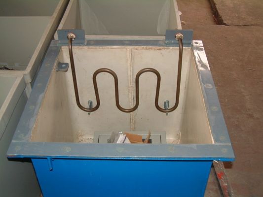 Cubriendo los tornillos de los clavos pre emerja maquinaria del tratamiento que apacigua la electro galvanización