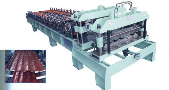 Teja de techumbre que forma la máquina