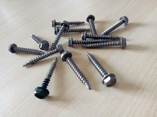 Tornillo de la Uno mismo-perforación que hace la máquina para la producción del tornillo de la Uno mismo-perforación, tipo de Tainwanese, tornillo de la Uno mismo-perforación